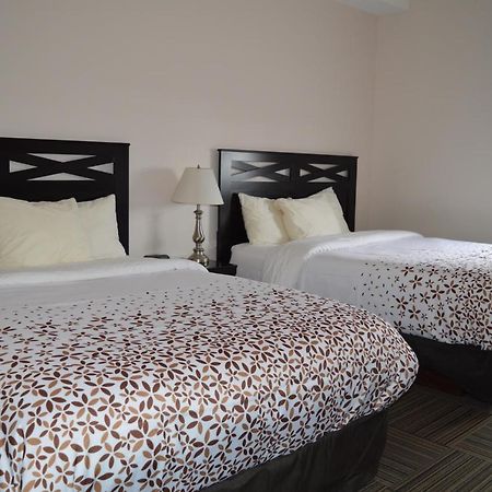 Auberge Macdonald Guest Inn Iroquois Falls Εξωτερικό φωτογραφία