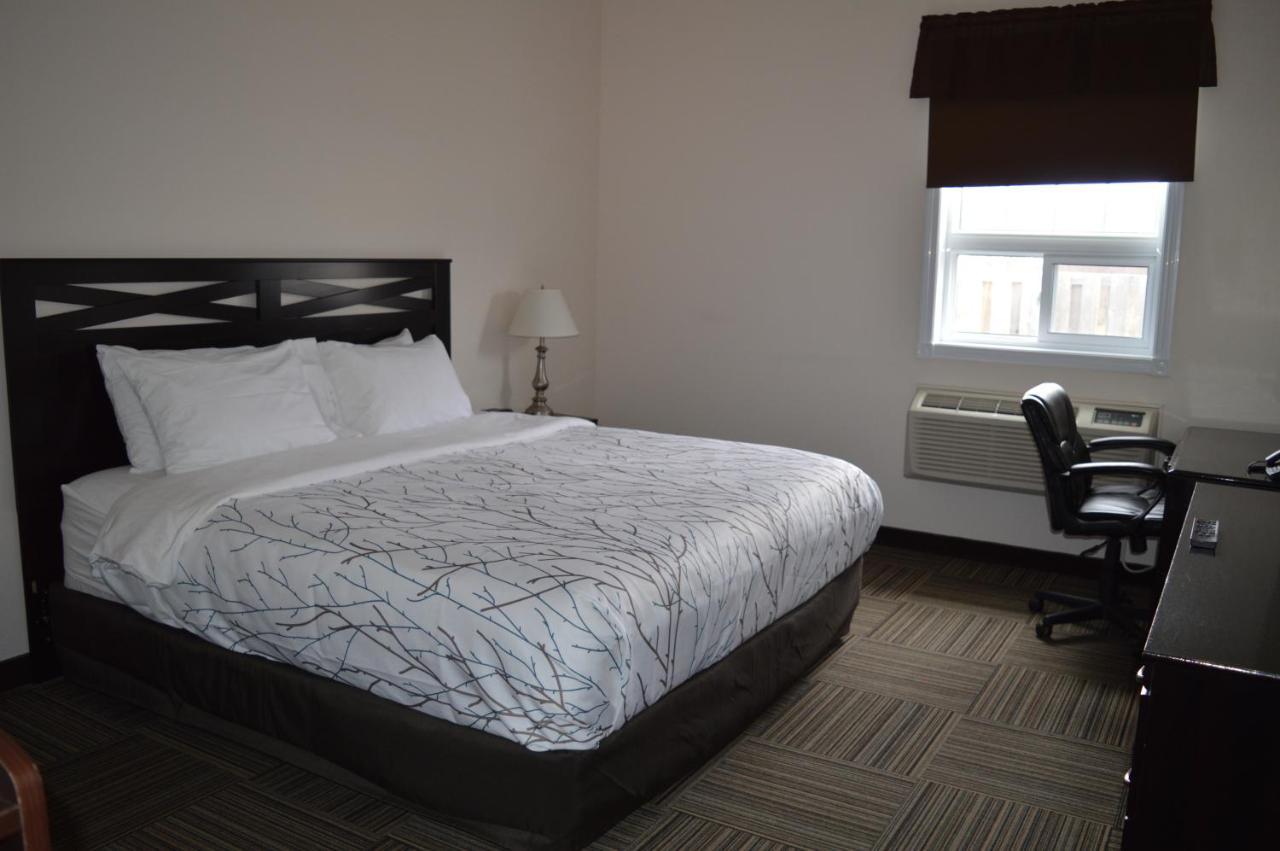 Auberge Macdonald Guest Inn Iroquois Falls Εξωτερικό φωτογραφία
