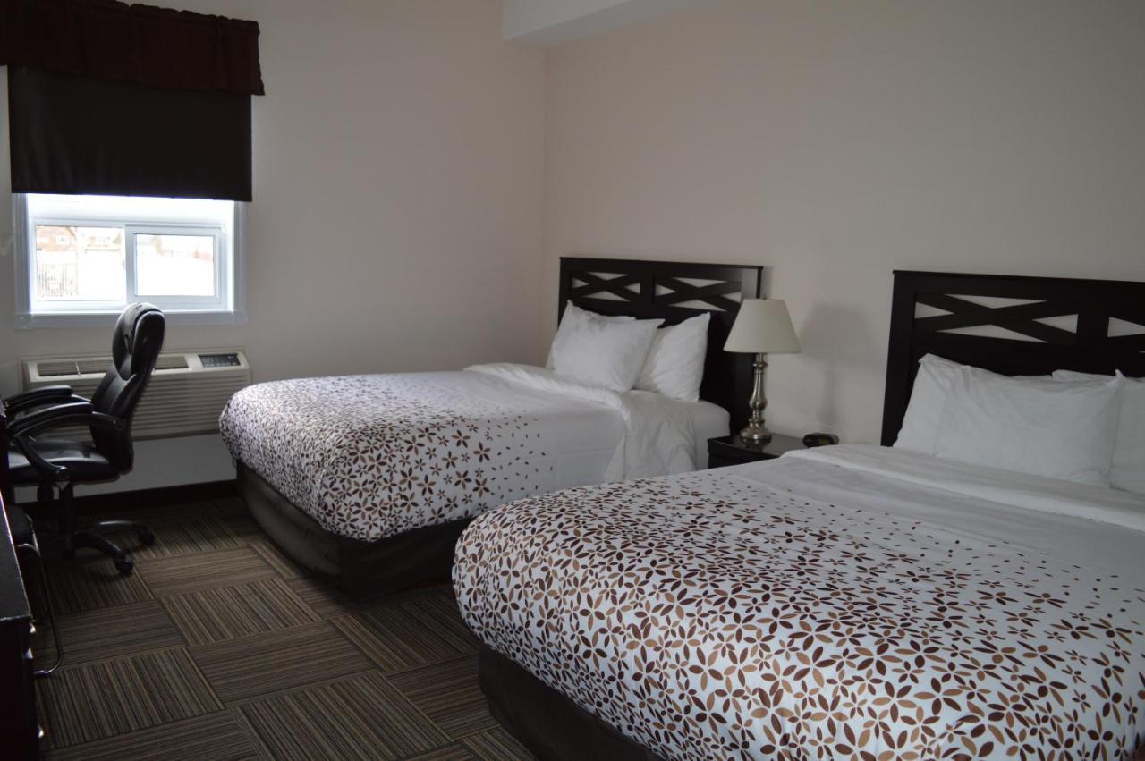 Auberge Macdonald Guest Inn Iroquois Falls Εξωτερικό φωτογραφία