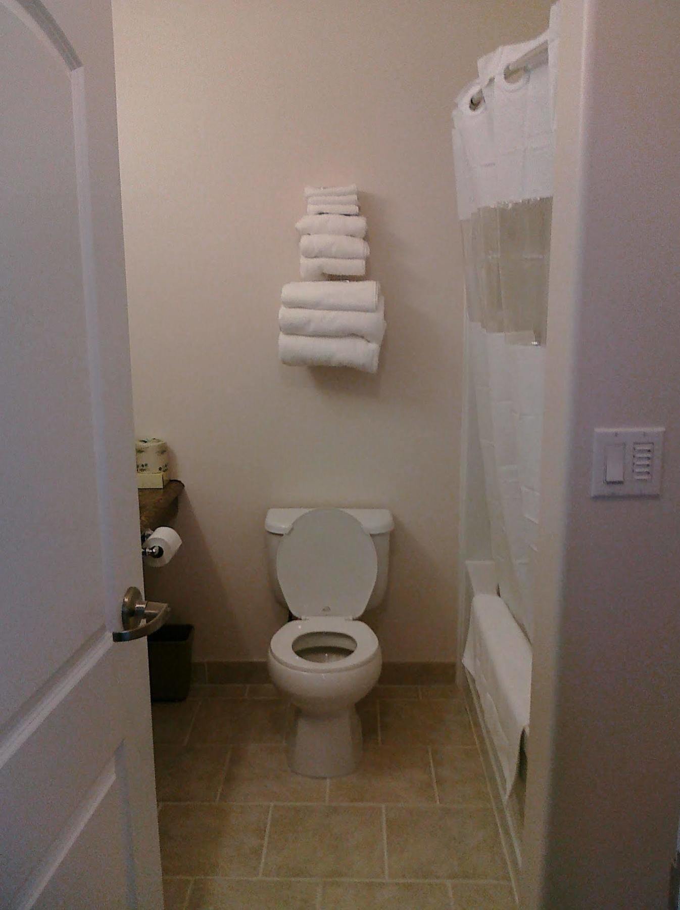 Auberge Macdonald Guest Inn Iroquois Falls Εξωτερικό φωτογραφία
